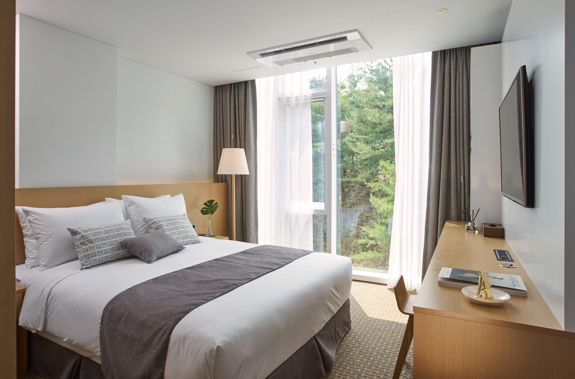นักซาน บีช โฮเต็ล Hotel ยางยาง ภายนอก รูปภาพ