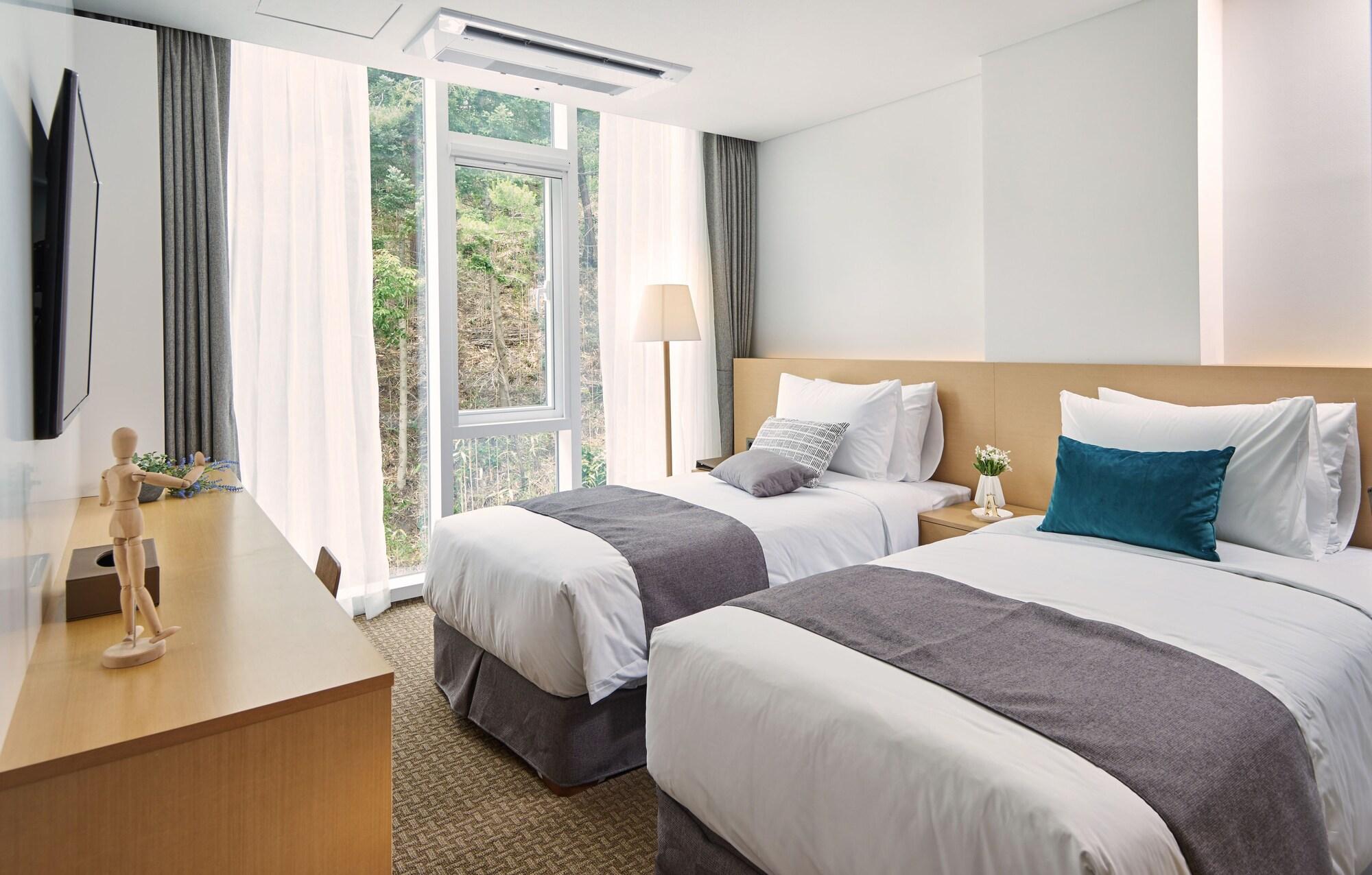 นักซาน บีช โฮเต็ล Hotel ยางยาง ภายนอก รูปภาพ