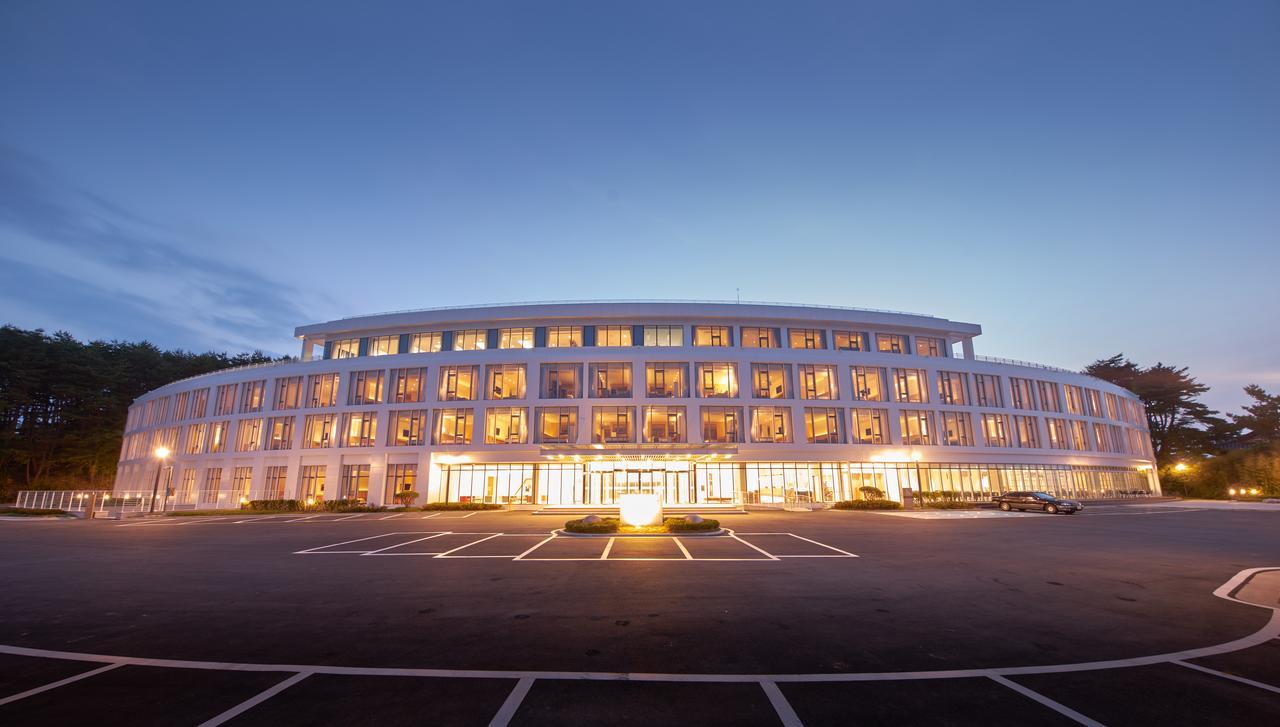 นักซาน บีช โฮเต็ล Hotel ยางยาง ภายนอก รูปภาพ